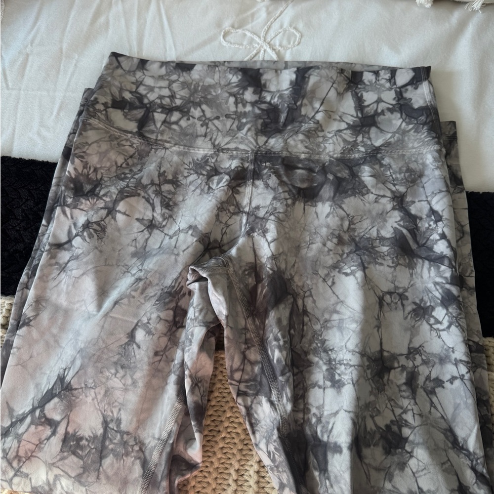 Worn once Lululemon Leggings